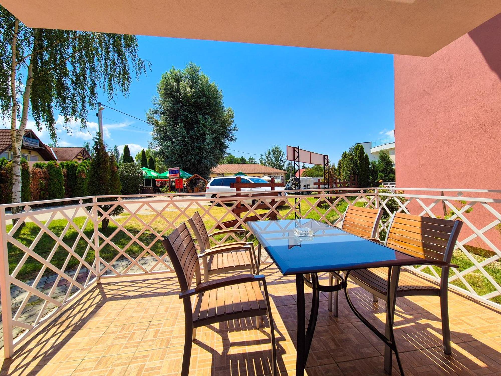 Ildiko Apartmanhaz Zamardi Exterior photo