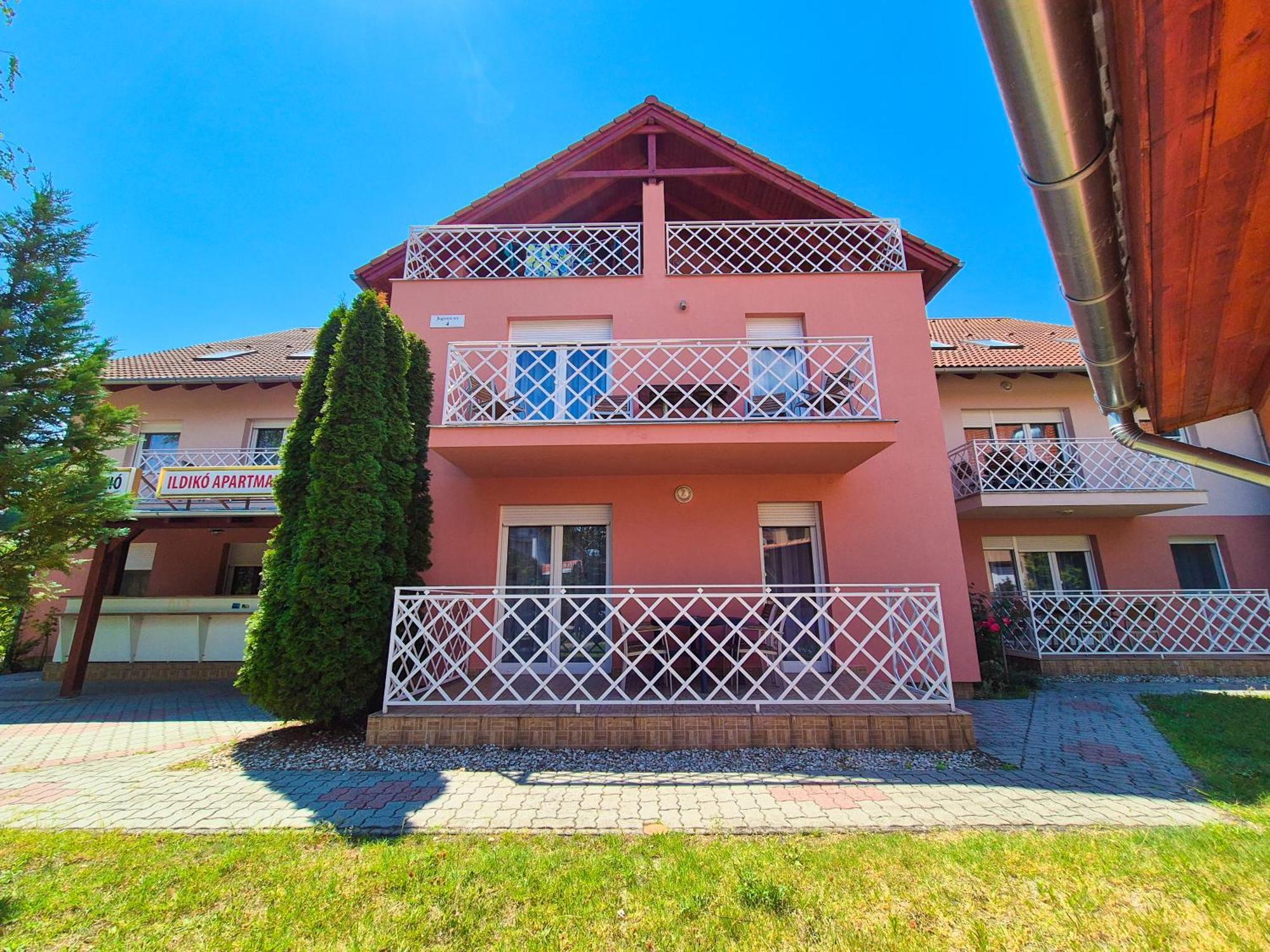 Ildiko Apartmanhaz Zamardi Exterior photo