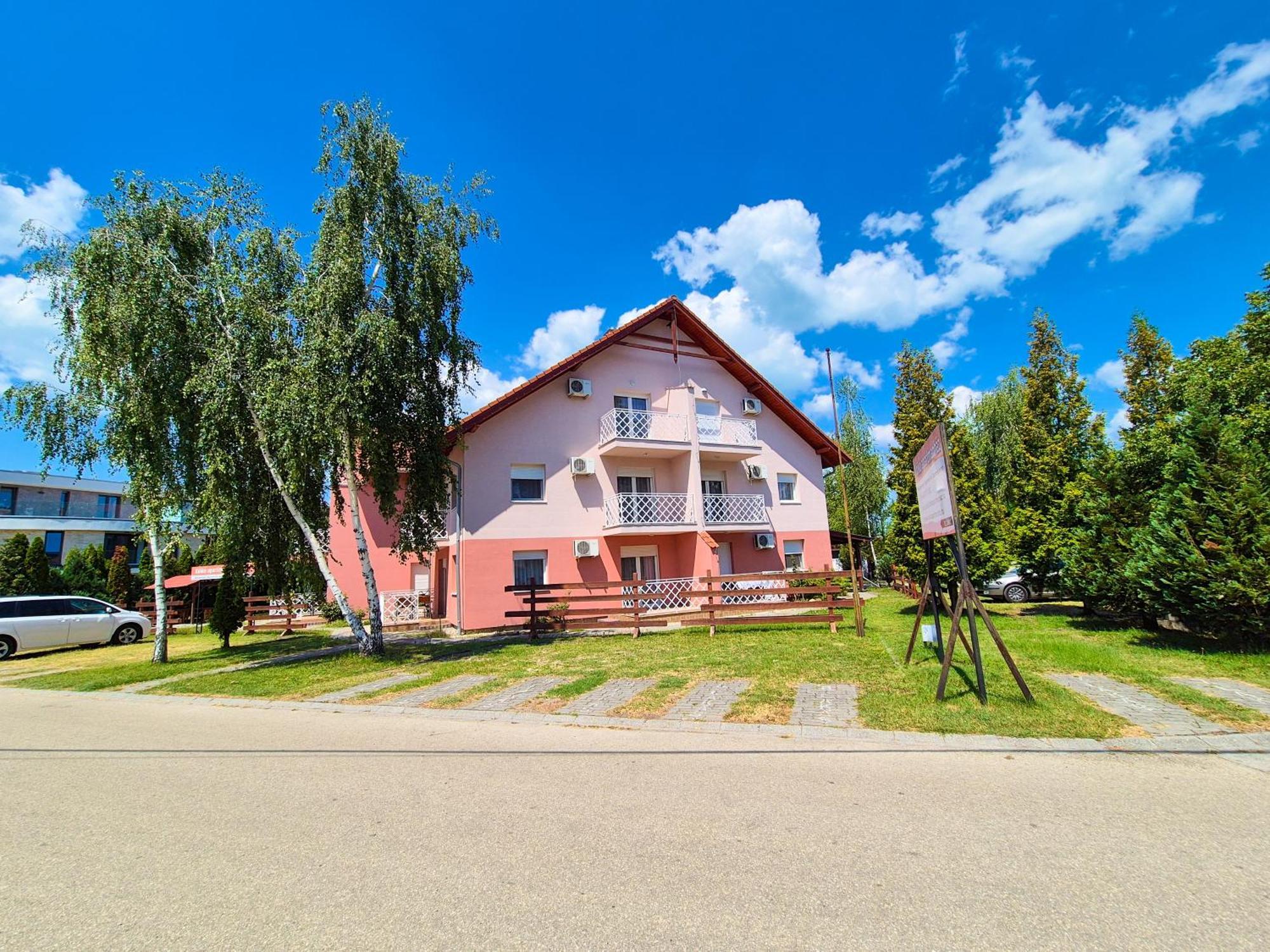 Ildiko Apartmanhaz Zamardi Exterior photo